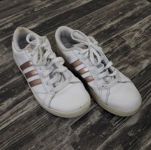 🤑❤4/$20 sale❤Girls Adidas sneakers